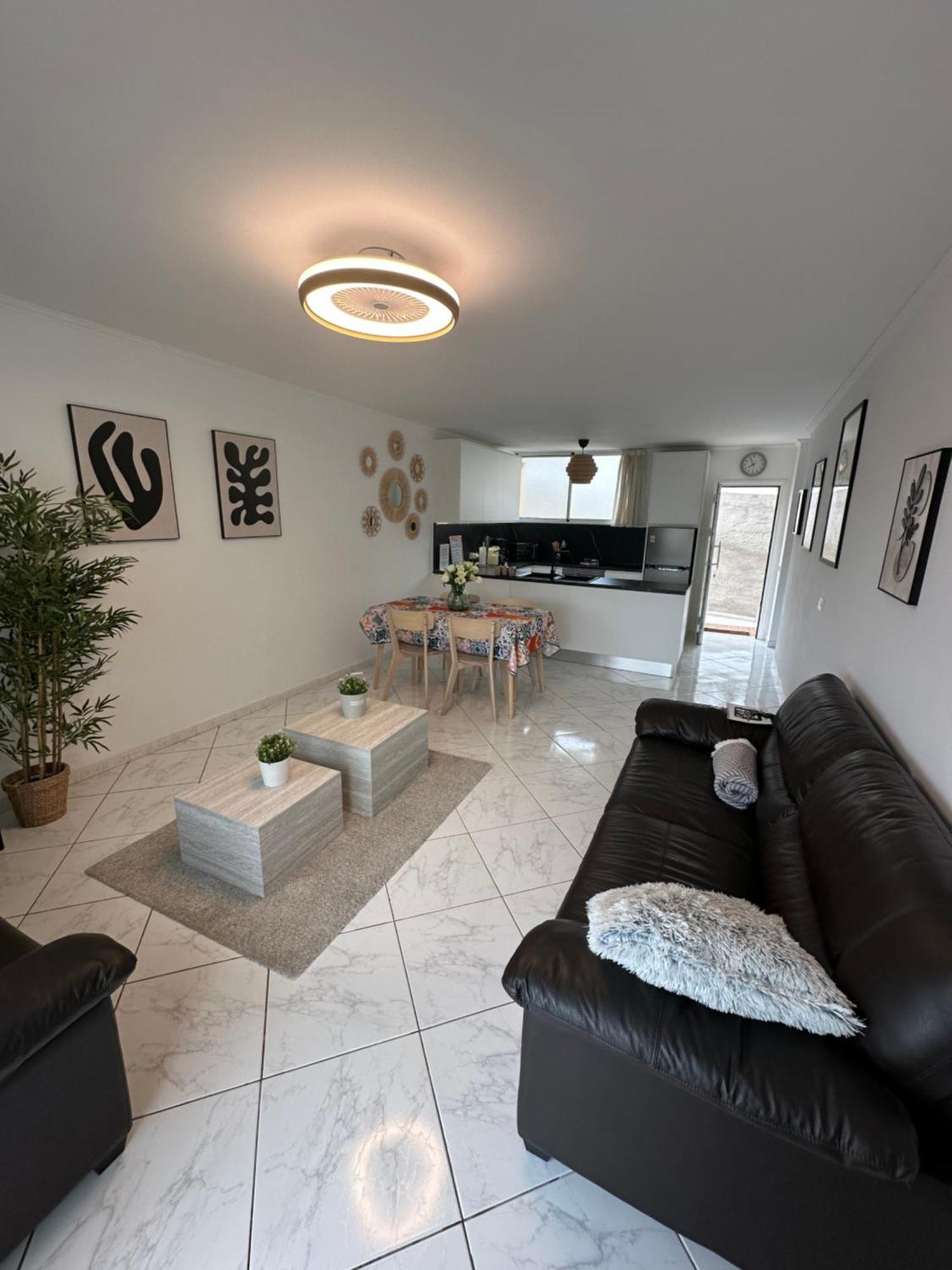 Apartment Brisas Seaview - *