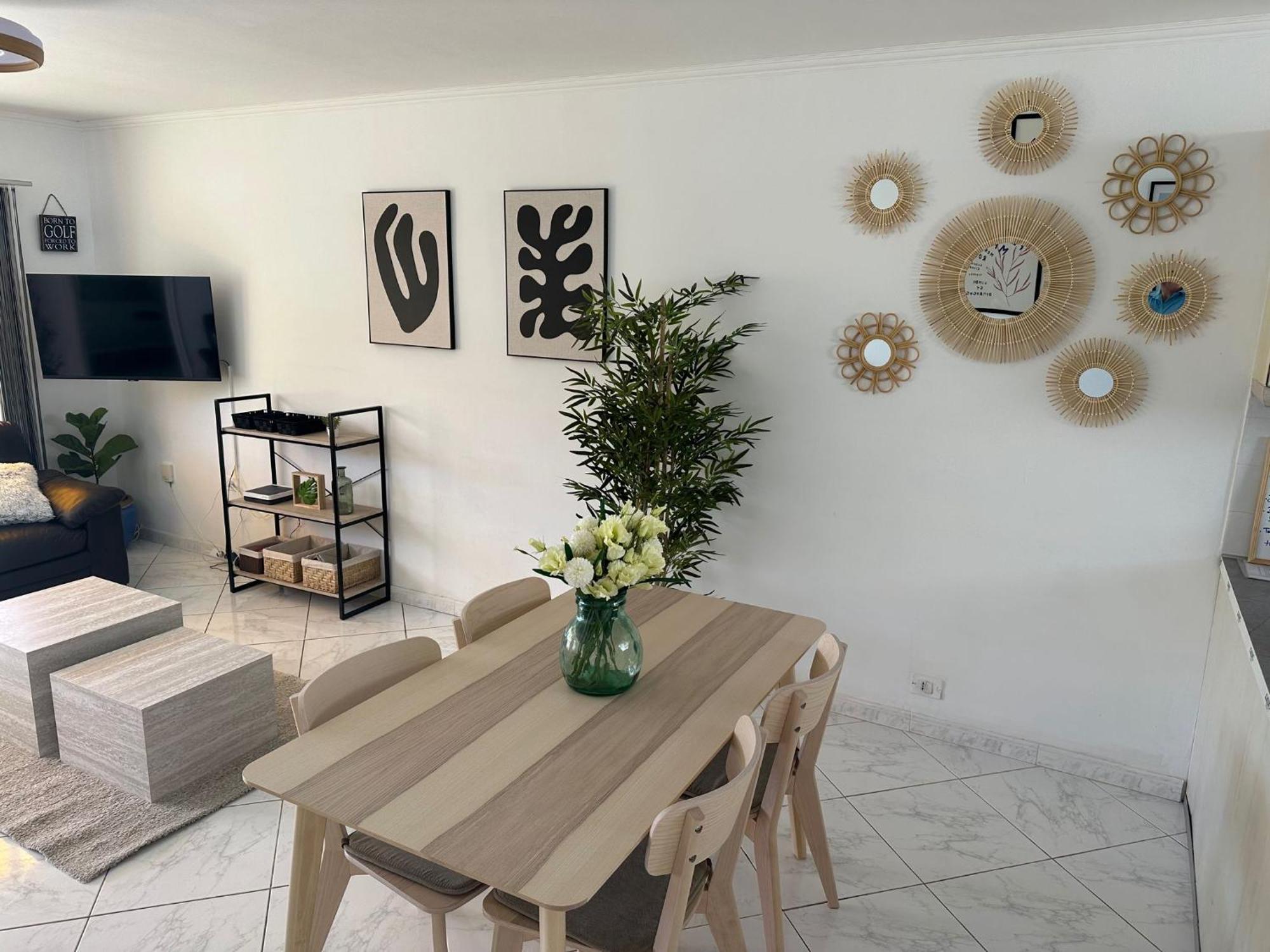 Apartamento Brisas Seaview - *
